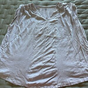 Good Hart Light Purple V-Neck Top